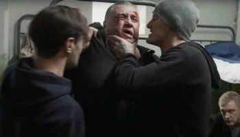 Вернулся на Родину и сразу попал в круговорот преступных страстей (2025) Вернулся на Родину и сразу попал в круговорот преступных страстей (2025)