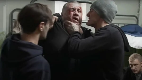 Вернулся на Родину и сразу попал в круговорот преступных страстей (2025) Вернулся на Родину и сразу попал в круговорот преступных страстей (2025)